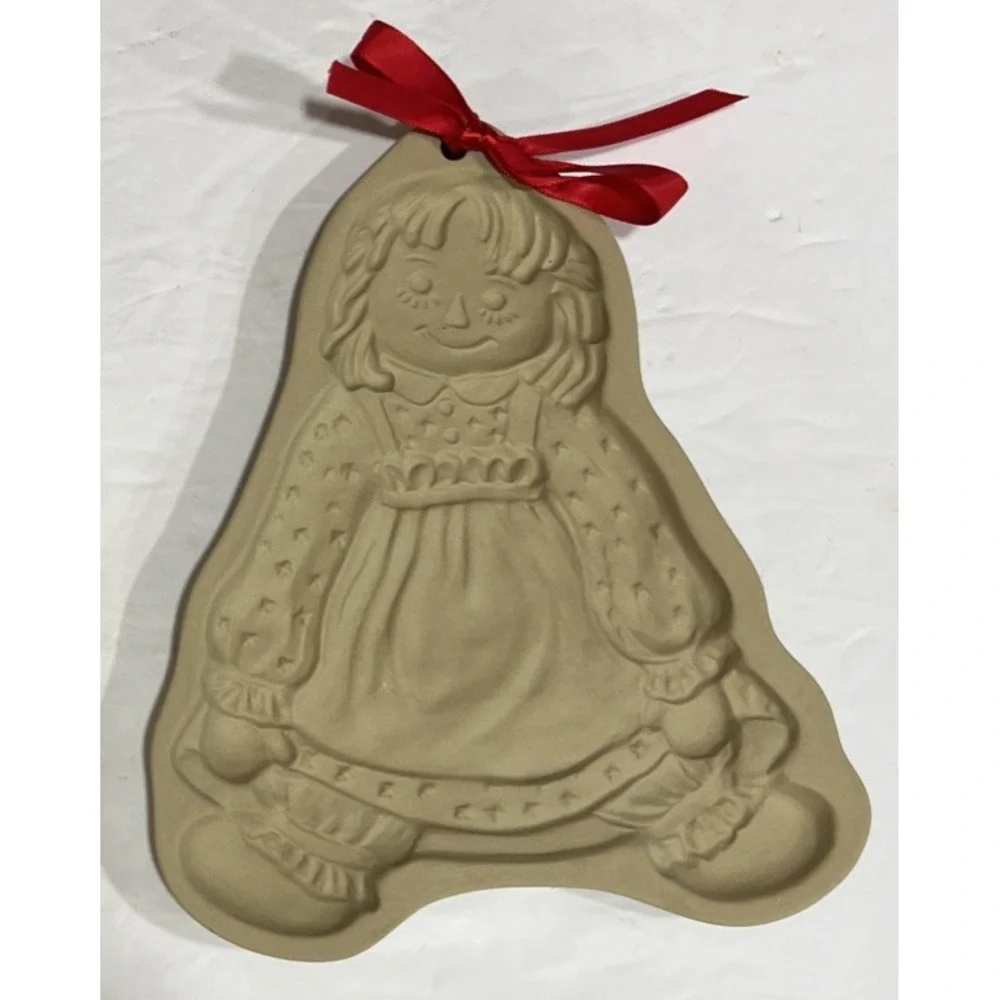Vintage 1985 Brown Bag Cookie Art Stoneware Raggedy Ann Mold